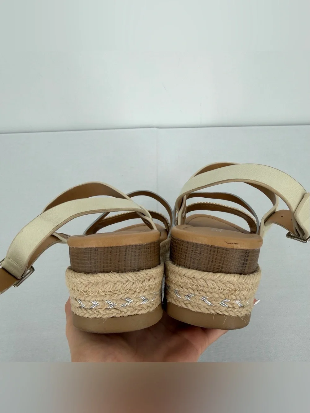 Neutral Espadrille flatform platform sandals rhinestone 7.5 resort vacation